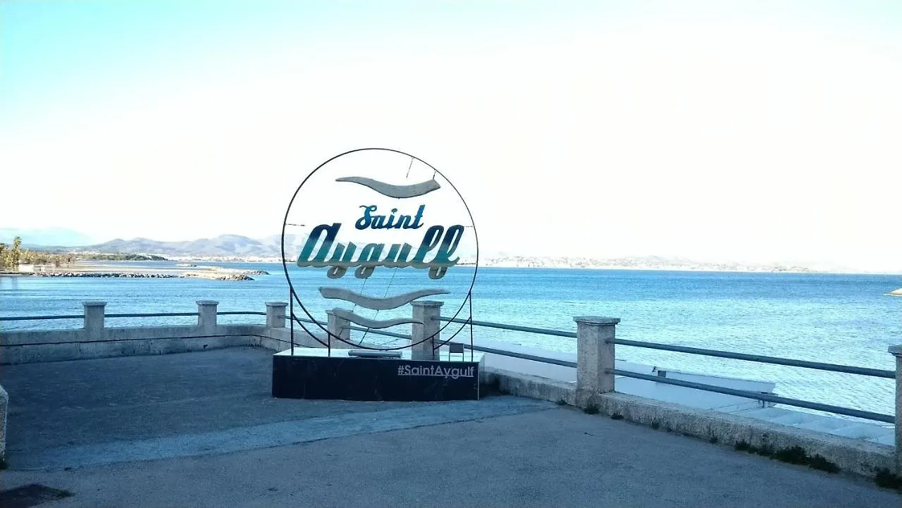 Corniche D'Azur 2 Yourhosthelper Fréjus 0*,  Frankrike